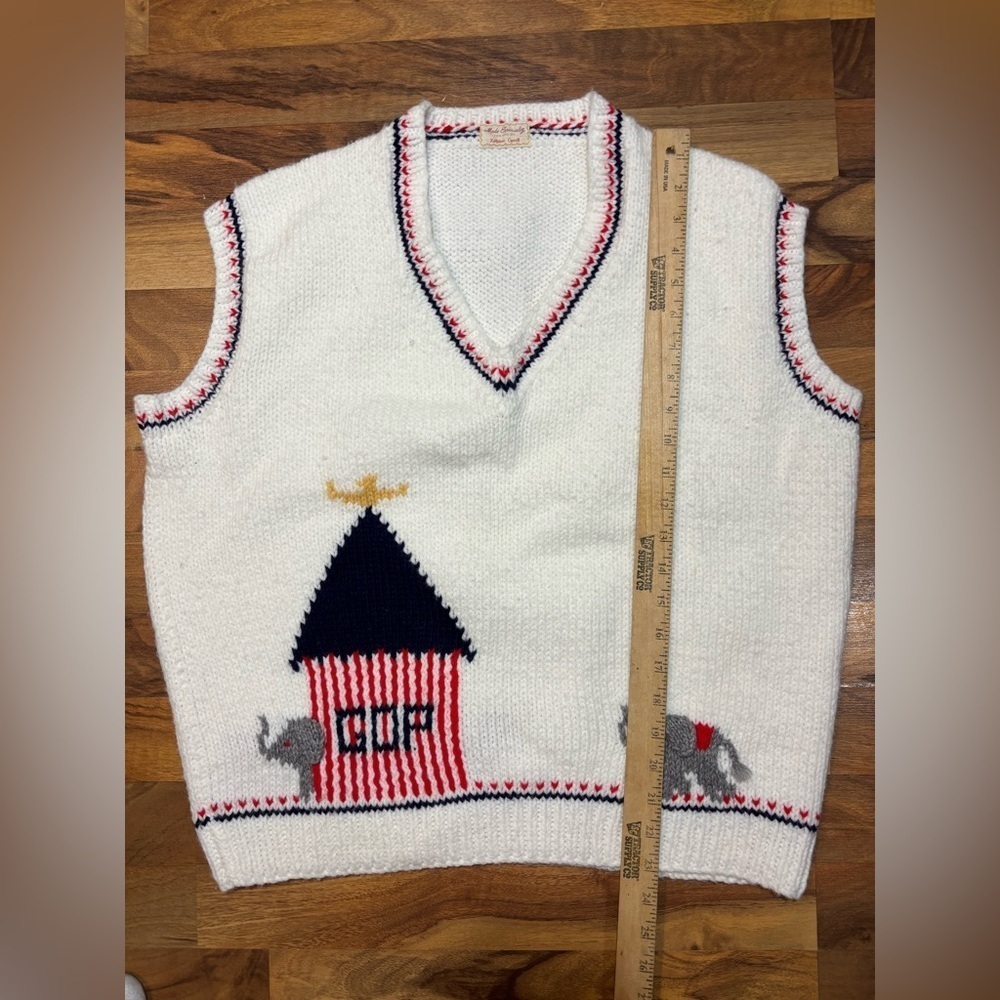 Vintage Hand Knit GOP Elephant Sweater Vest Women’s L Patriotic Red White Blue - Picture 5 of 5